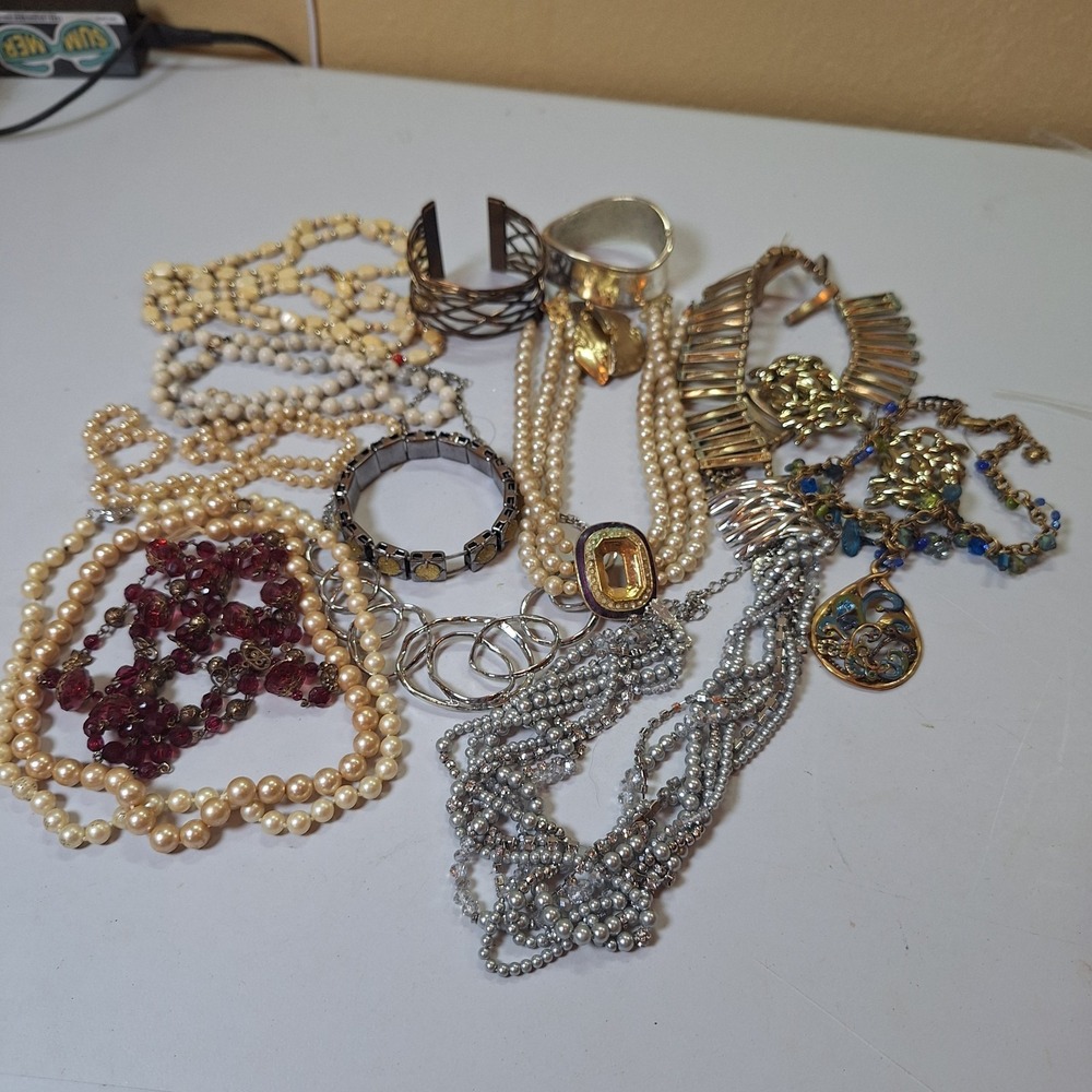 Vintage Broken Jewelry Lot Necklaces Bracelets Craft Repurpose Mixed Beads